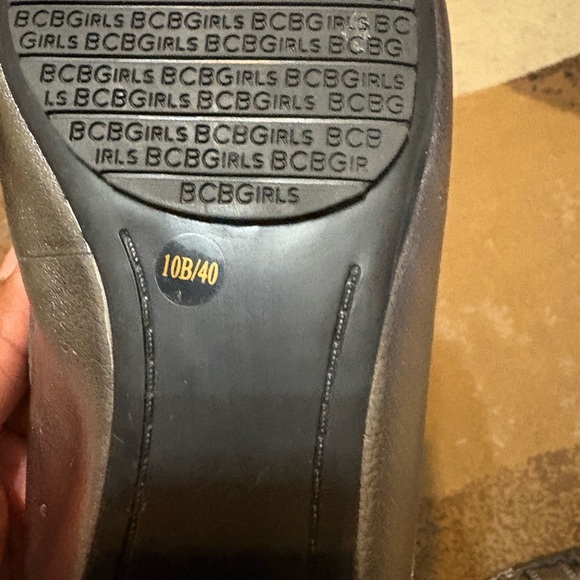 BCBG Metallic Pewter Leather Flats with Buckle - Picture 14 of 14